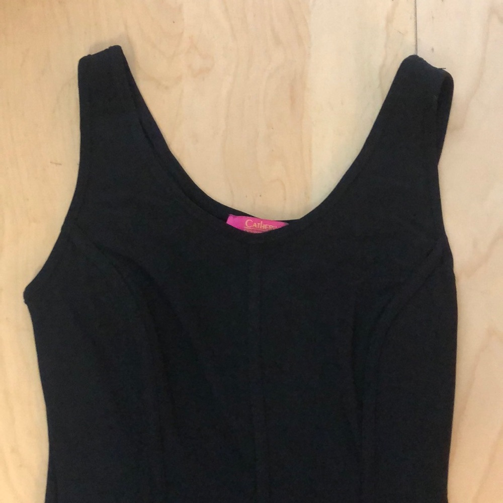 Perfect LBD - Picture 3 of 4